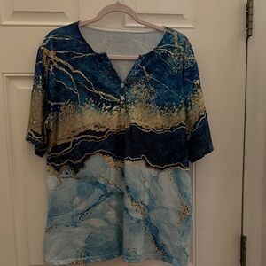 Amazon Women's Blue and Gold Button Down Shirt